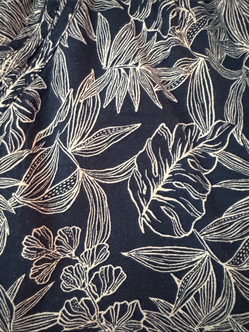 Briggs New York Navy Blue Floral Elastic Waist Pull-On Shorts - Picture 3 of 3
